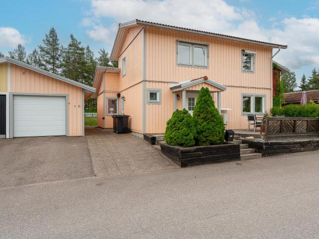 Villa till salu i Storvreta, Uppsala