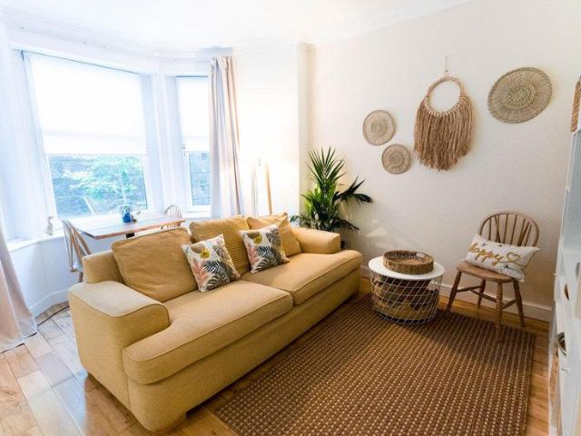 Apartment for rent in Sandyford, Scotland
