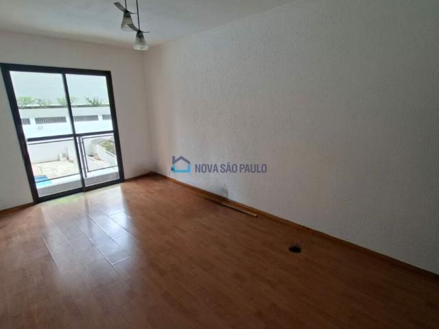 Apartamento aluguel em Região Imediata de Lins, Lins