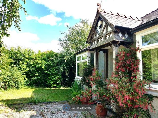 Room for rent in Two Mills, Cheshire
