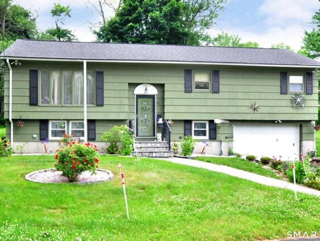 House for sale in Oakville, Watertown