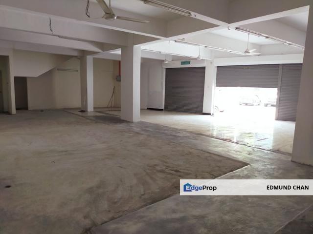 Shop for sale in Petaling, Subang Jaya