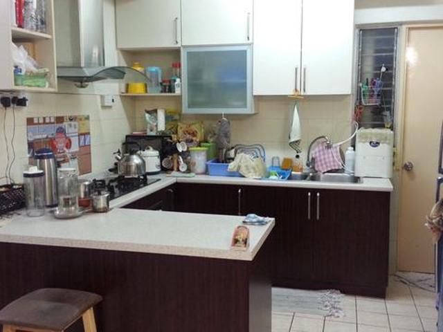 Apartment for sale in Petaling, Damansara Damai