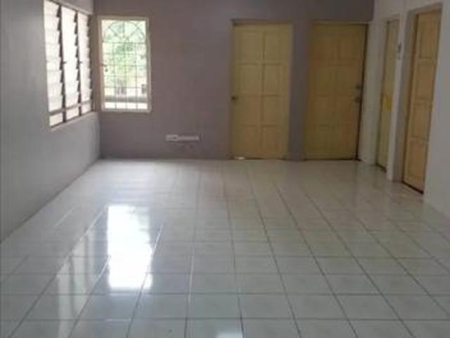 Apartment for sale in Petaling, Damansara Damai