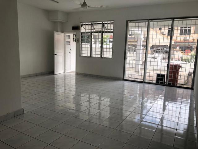 Terraced House for rent in Petaling, Damansara Damai