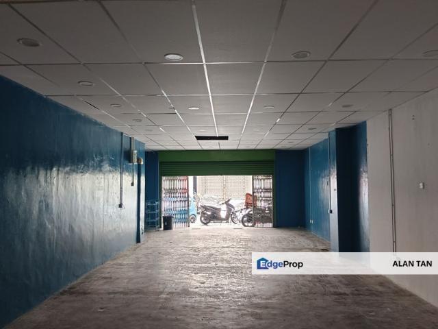 Shop for sale in Petaling, Damansara Damai