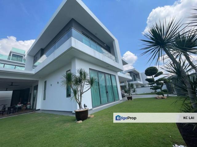 House for sale in Sendayan Village, Negeri Sembilan