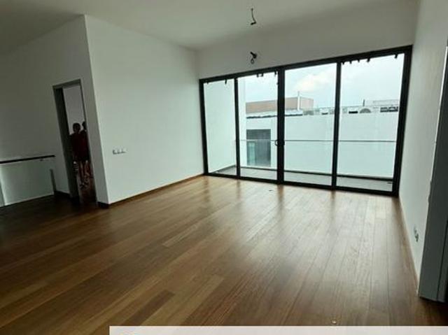 House for sale in Sendayan Village, Negeri Sembilan