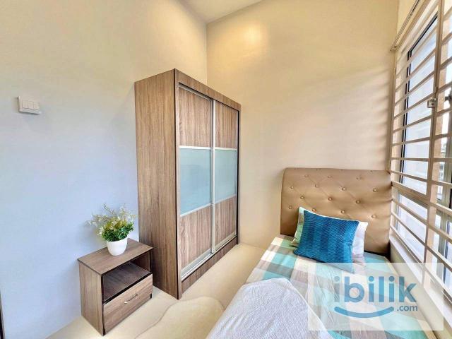 Room for rent in Sendayan Village, Negeri Sembilan