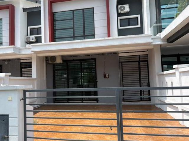 Terraced House for rent in Petaling, Alam Impian