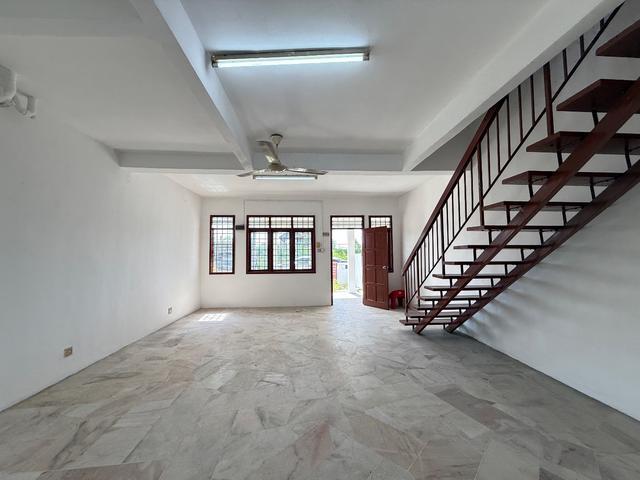 Terraced House for sale in Petaling, Subang Jaya