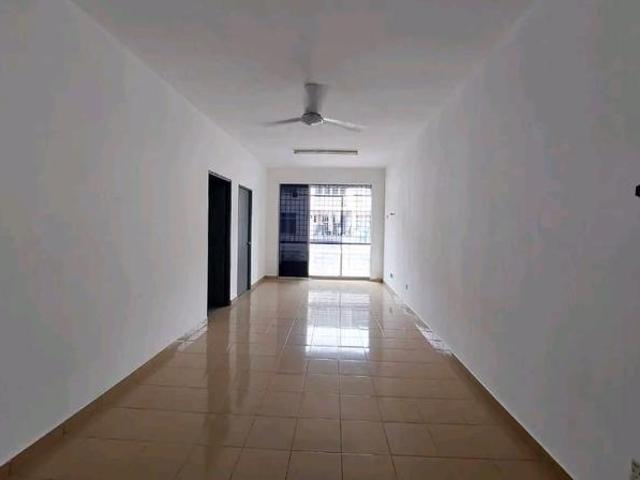 Apartment for sale in Puchong, Majlis Bandaraya Subang Jaya