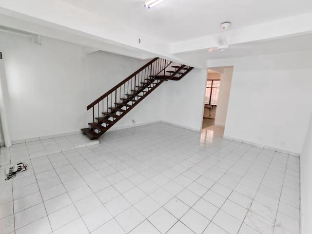 Terraced House for sale in Petaling, Subang Jaya