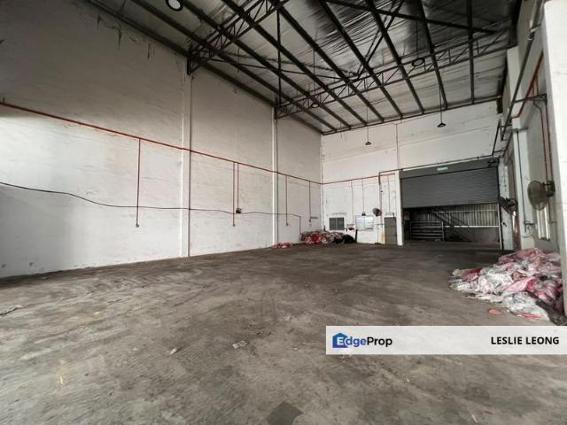 Warehouse for rent in Selayang, Selangor