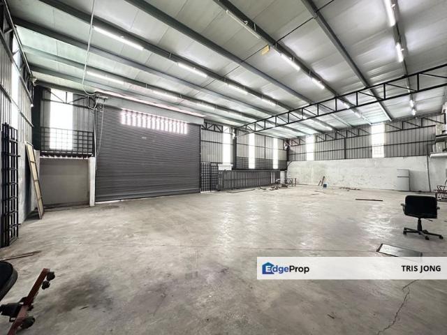 Warehouse for sale in Selayang, Selangor