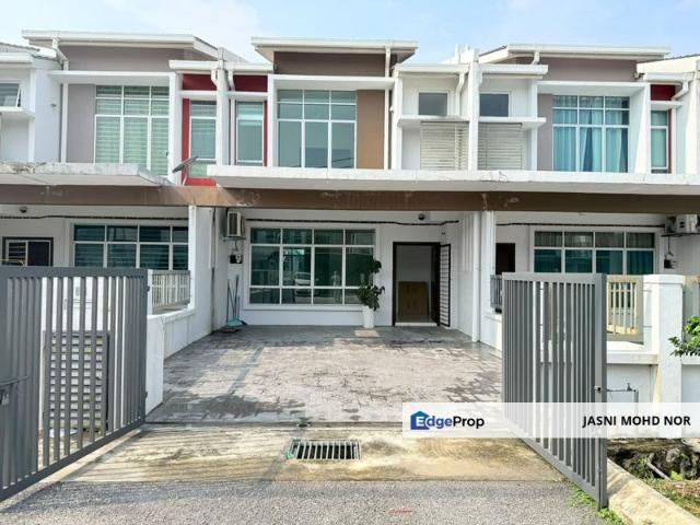 House for sale in Bandar Puncak Alam, Kuala Selangor