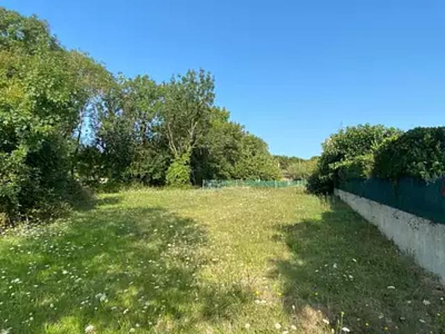 Terrain vente à France métropolitaine, Saujon