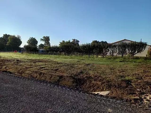 Terrain vente à Saintes, Saujon