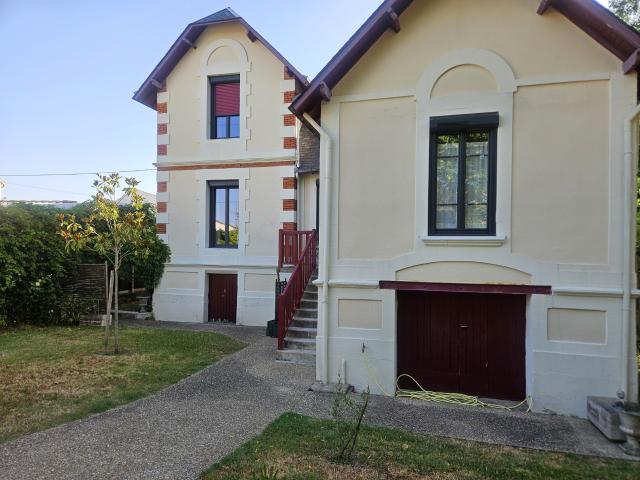 Villa vente à Saintes, Saujon