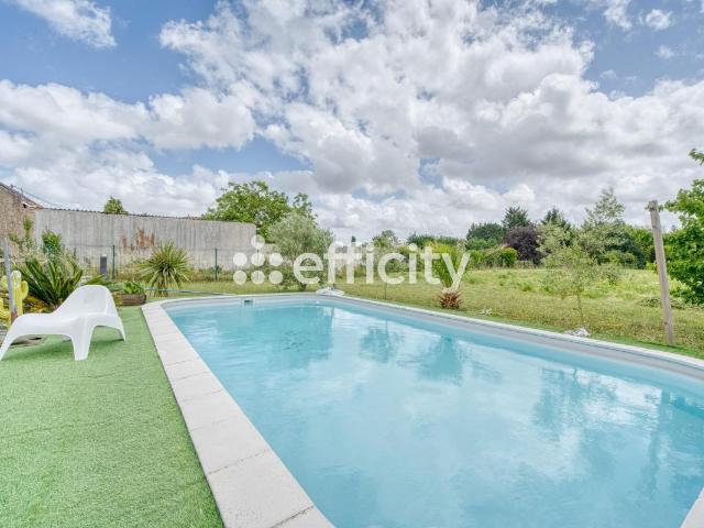 Villa vente à Saintes, Saujon