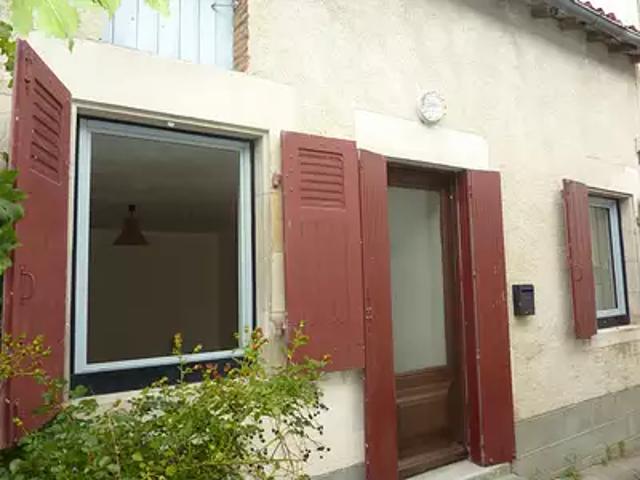 Maison vente à Montmorillon, Saulgé