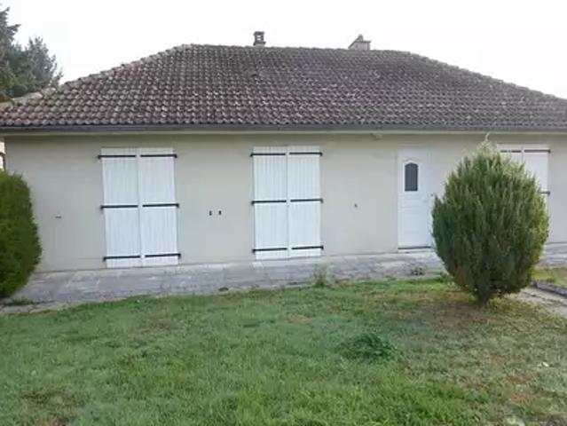 Maison vente à Montmorillon, Saulgé