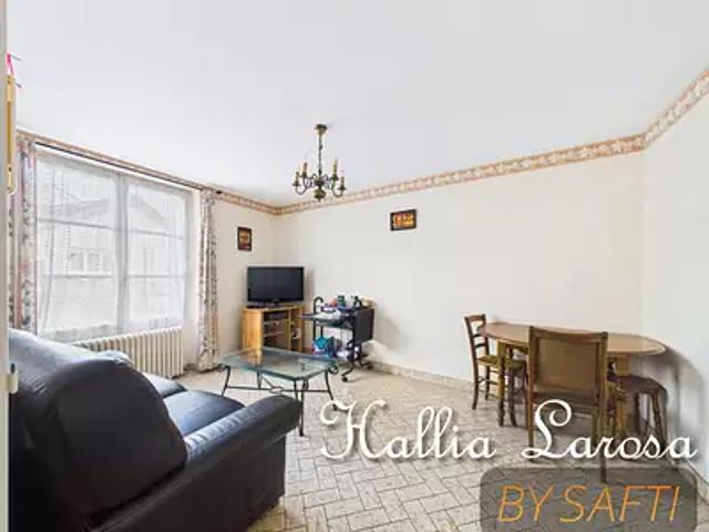 Maison vente à Montmorillon, Saulgé