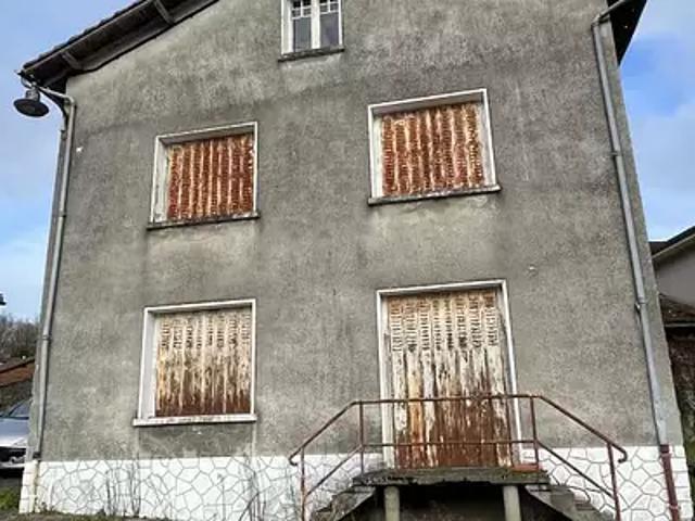 Maison vente à Confolens, Saulgond
