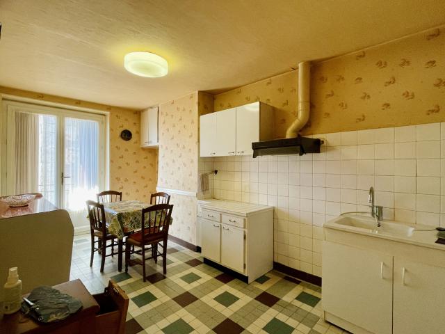 Maison vente à Confolens, Saulgond