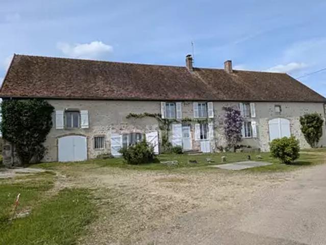 Maison vente à Montbard, Saulieu