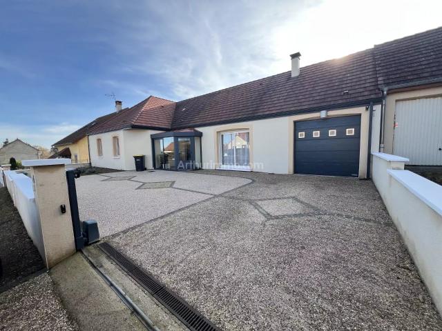 Maison vente à Montbard, Saulieu
