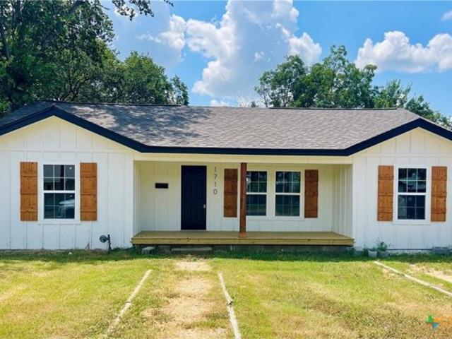House for sale in Gatesville, Texas