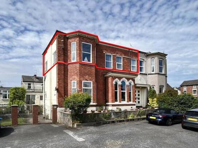 House for sale in Southport