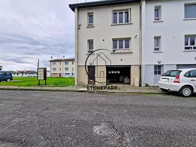 Maison vente à Oloron-Sainte-Marie, Sauveterre-de-béarn