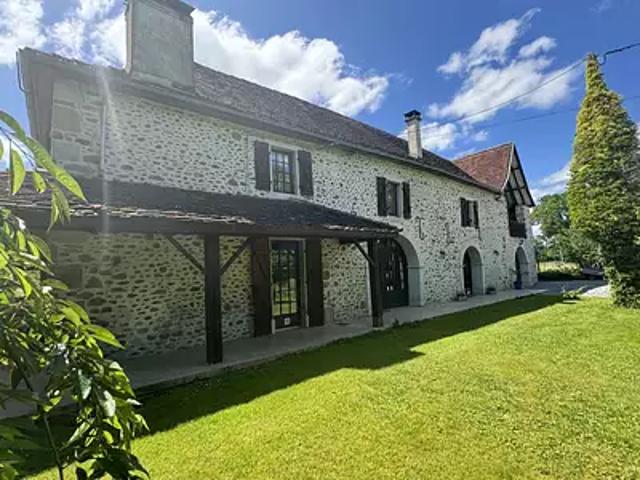Maison vente à Oloron-Sainte-Marie, Sauveterre-de-béarn