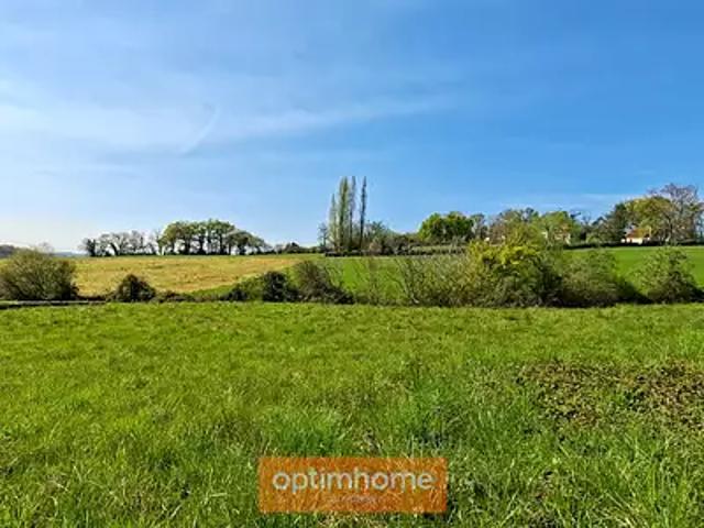 Terrain vente à Oloron-Sainte-Marie, Sauveterre-de-béarn