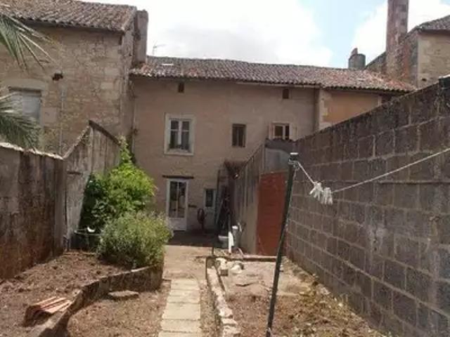 Maison vente à Niort, Sauzé-vaussais