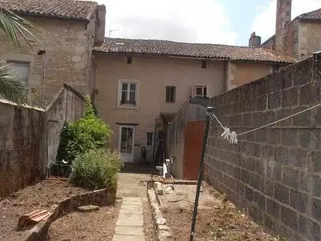 Maison vente à Niort, Sauzé-vaussais