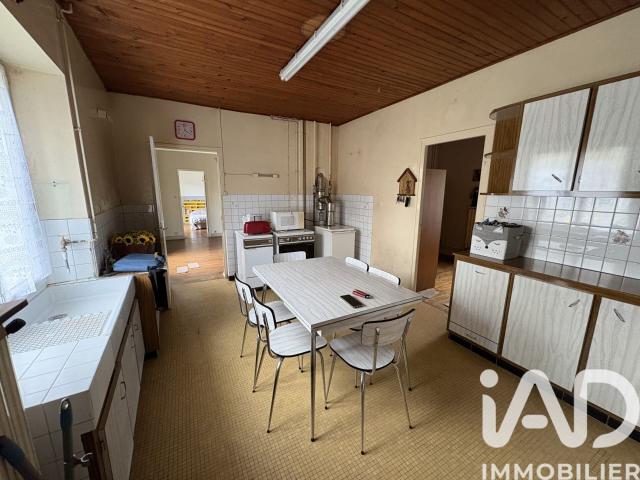 Maison vente à Niort, Sauzé-vaussais