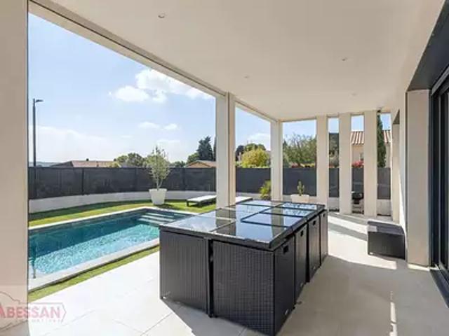 Maison vente à Nîmes, Sauzet
