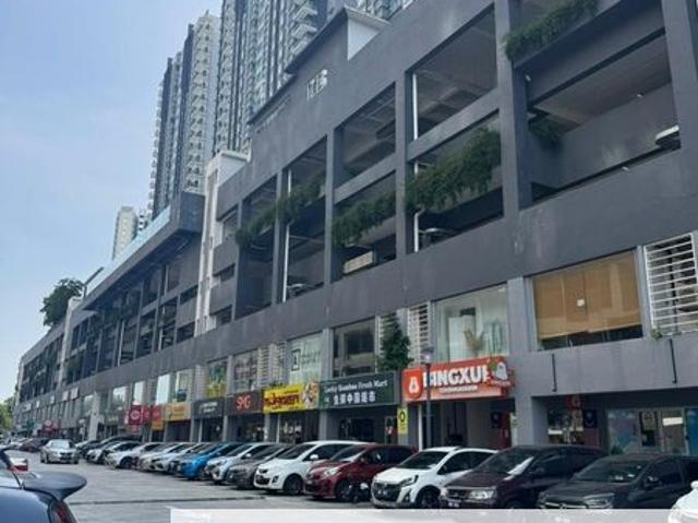 Shop for sale in Southville City, Sepang
