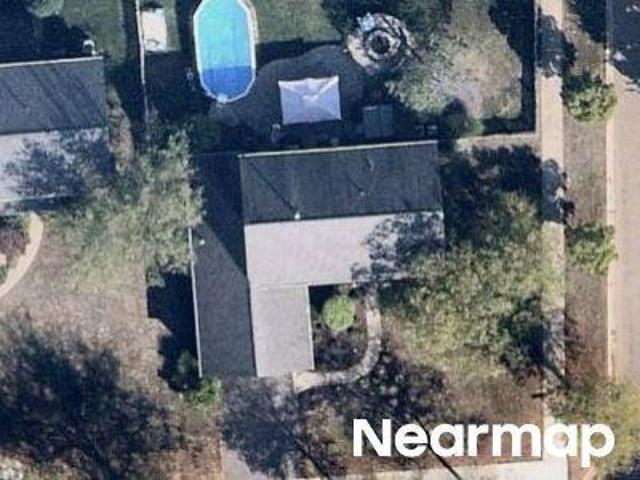 House for sale in Aurora, Illinois
