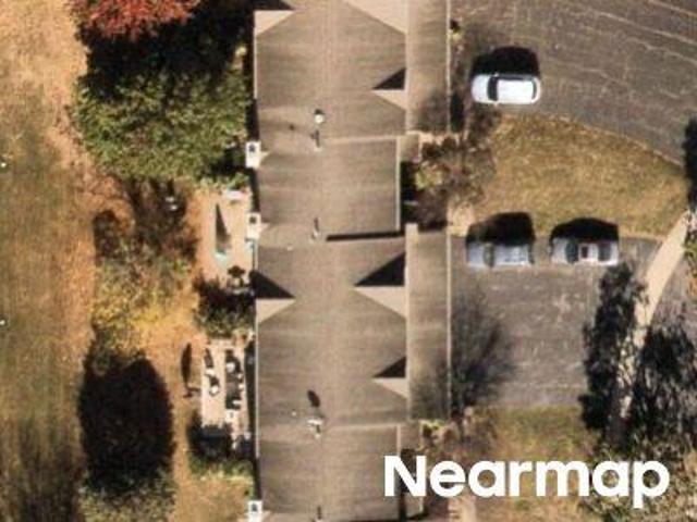 Townhouse for sale in Crystal Lake