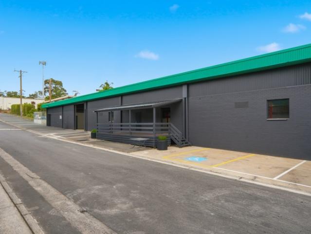 Warehouse for sale in Boronia, Melbourne