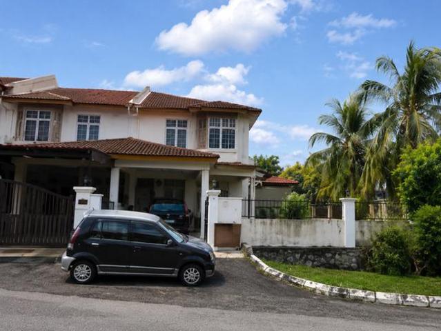Terraced House for sale in Tanjong Sepat, Selangor