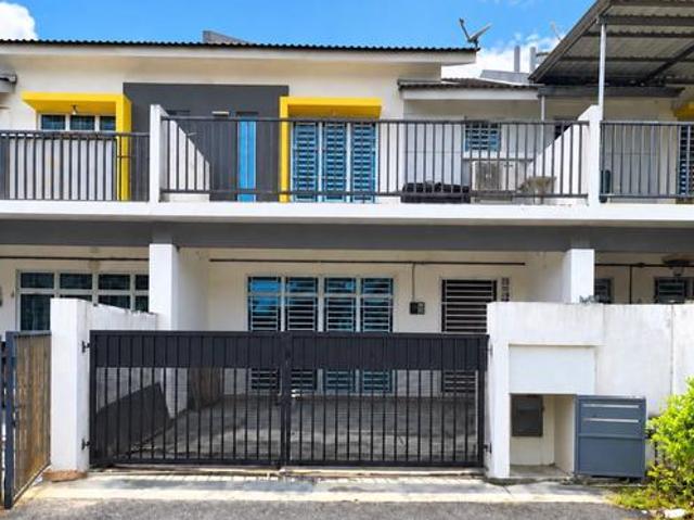 Terraced House for sale in Sungai Pelek, Sepang