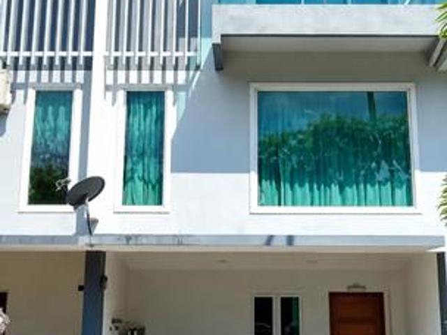 Terraced House for sale in Lumut, Manjung