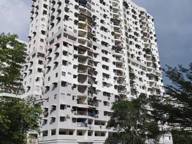 Apartment for sale in Barat Daya, George Town