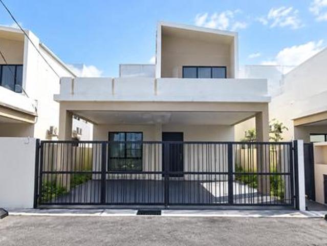 Terraced House for sale in Lunas, Kulim