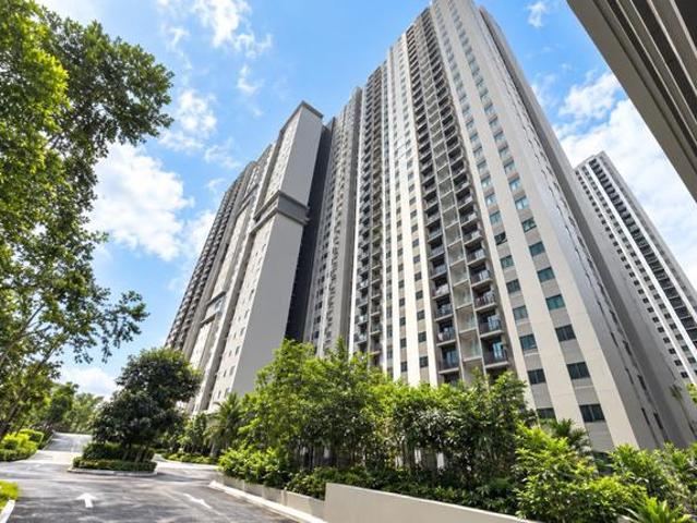 Serviced Residence for sale in Seri Kembangan, Majlis Bandaraya Subang Jaya